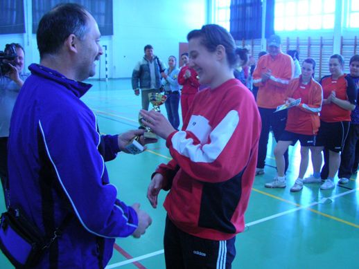 i.-face-to-face-kupa---a-legjobb-kapus-holb-angela.jpg