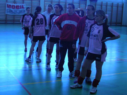 i.-face-to-face-kupa---dijkioszto-i..jpg